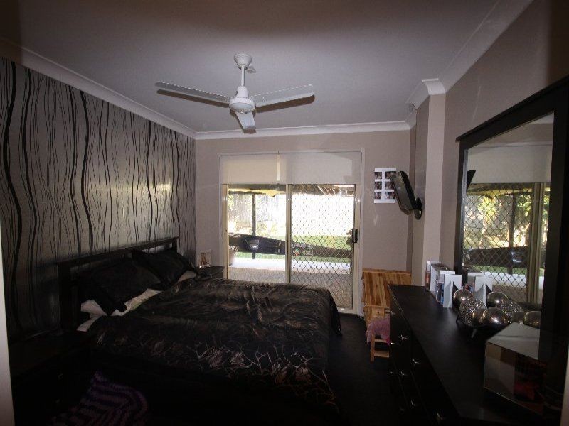 1/18 Rimu Place, Nerang QLD 4211
