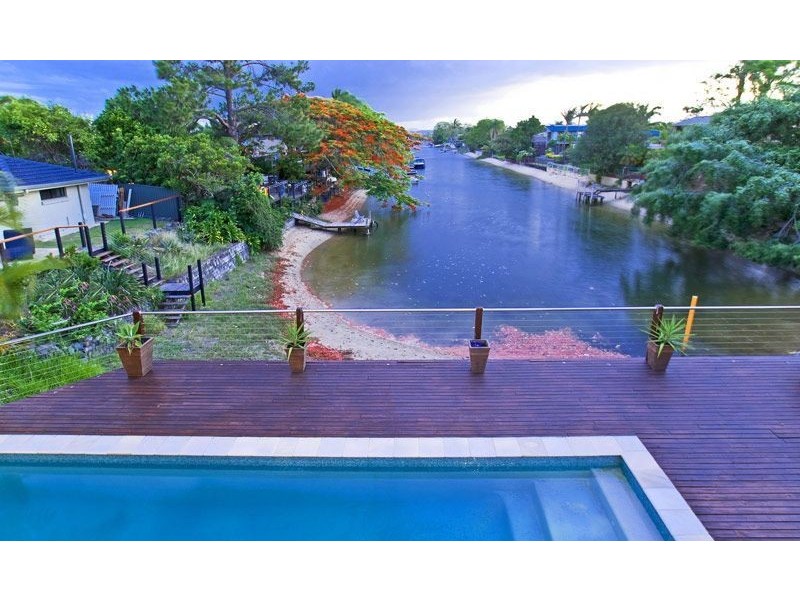 58 T E Peters Drive, Broadbeach Waters QLD 4218