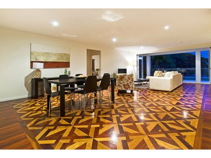 58 T E Peters Drive, Broadbeach Waters QLD 4218