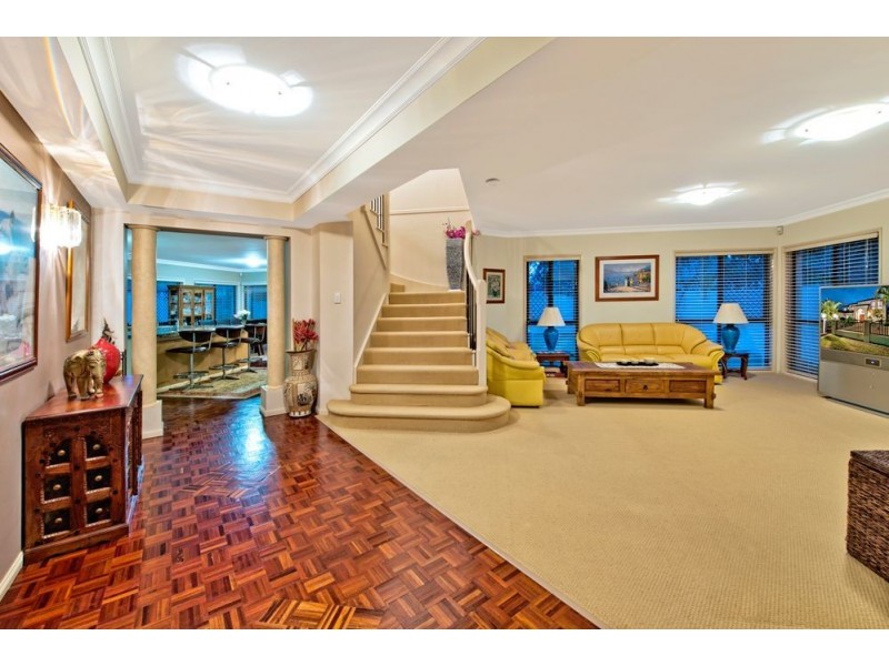 58 Sir Bruce Small Blvd, Benowa Waters QLD 4217