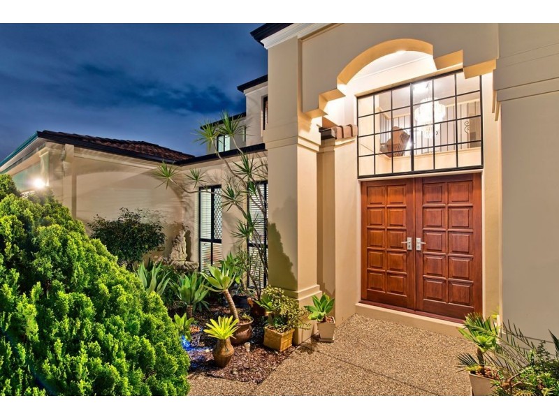 58 Sir Bruce Small Blvd, Benowa Waters QLD 4217