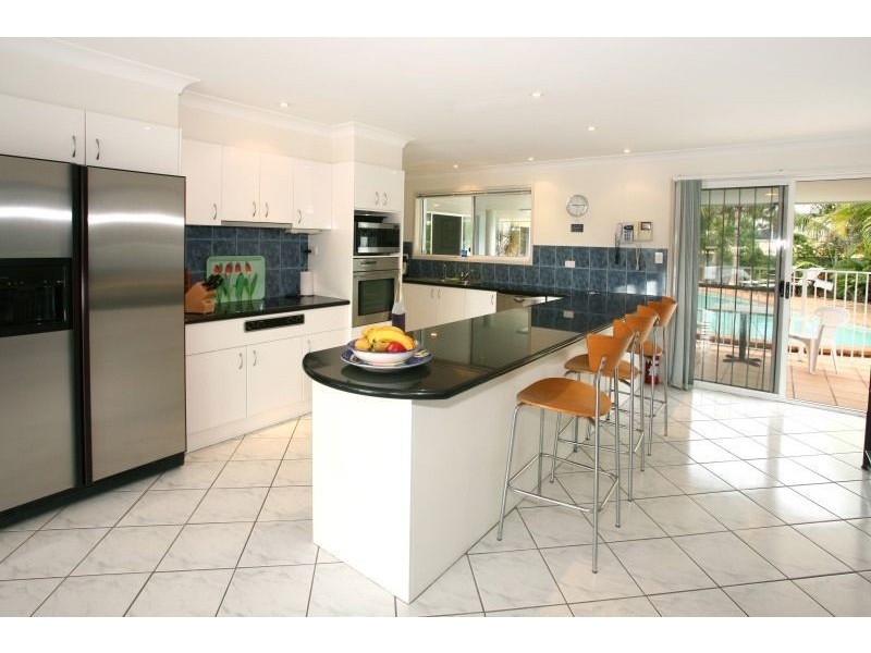 13 Conifer Crescent, Broadbeach Waters QLD 4218
