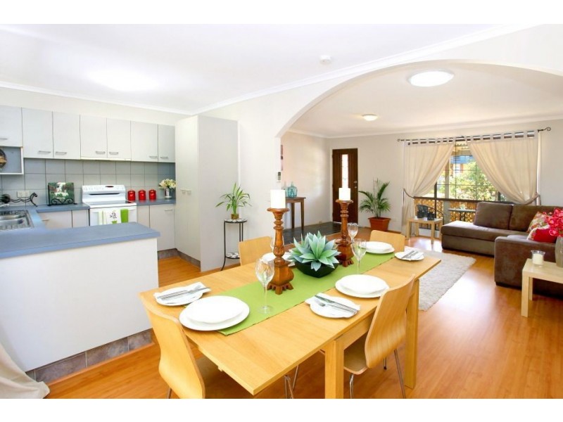 13 Nemo Street, Ashmore QLD 4214