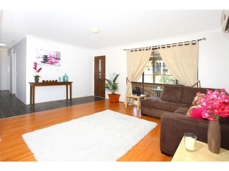 13 Nemo Street, Ashmore QLD 4214
