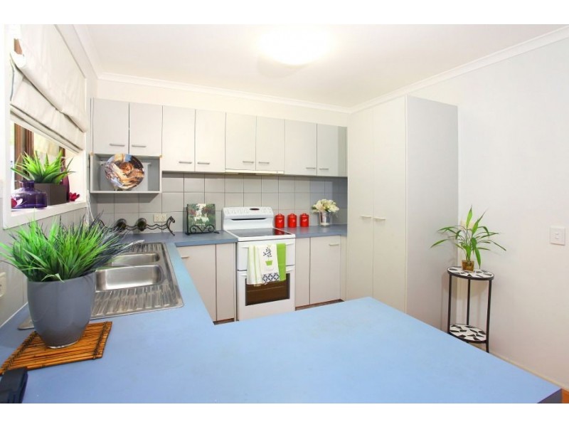 13 Nemo Street, Ashmore QLD 4214