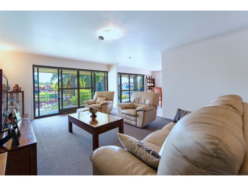 29 Witt Ave, Carrara QLD 4211