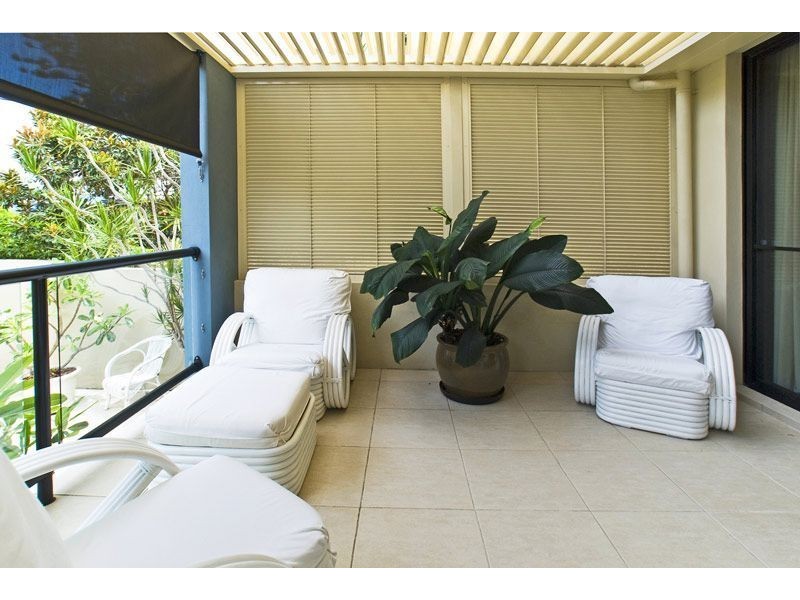 8/7 Miami Key, Broadbeach Waters QLD 4218