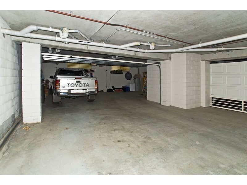 8/7 Miami Key, Broadbeach Waters QLD 4218