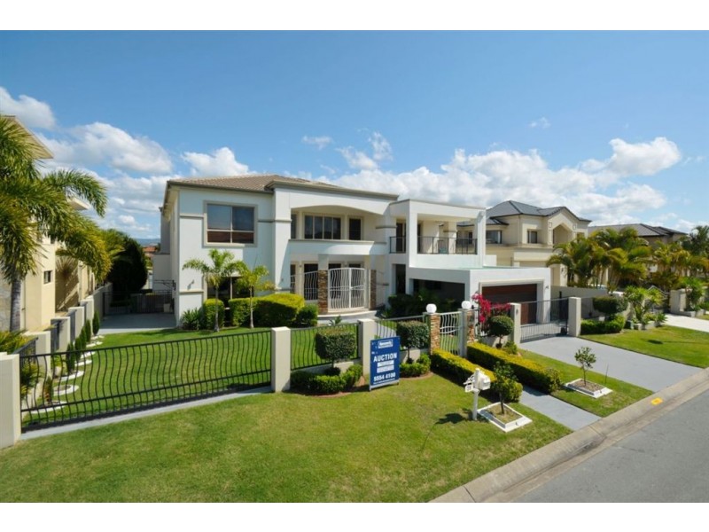 29 Sir Bruce Small Blvd, Benowa Waters QLD 4217