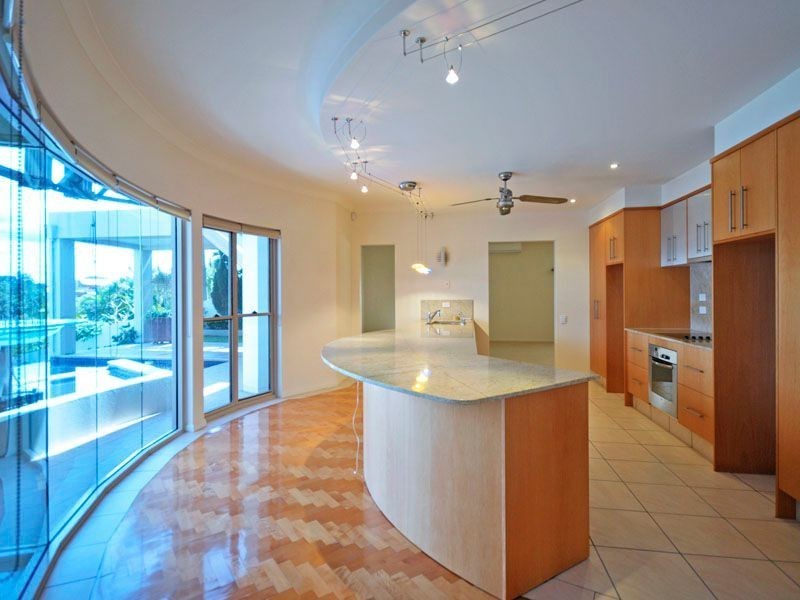 29 Sir Bruce Small Blvd, Benowa Waters QLD 4217