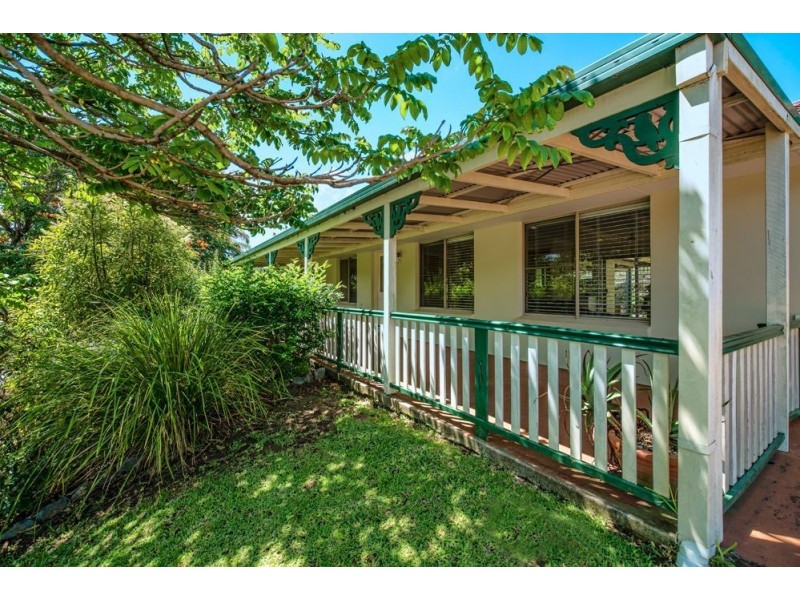 6 Millswyn Court, Carrara QLD 4211
