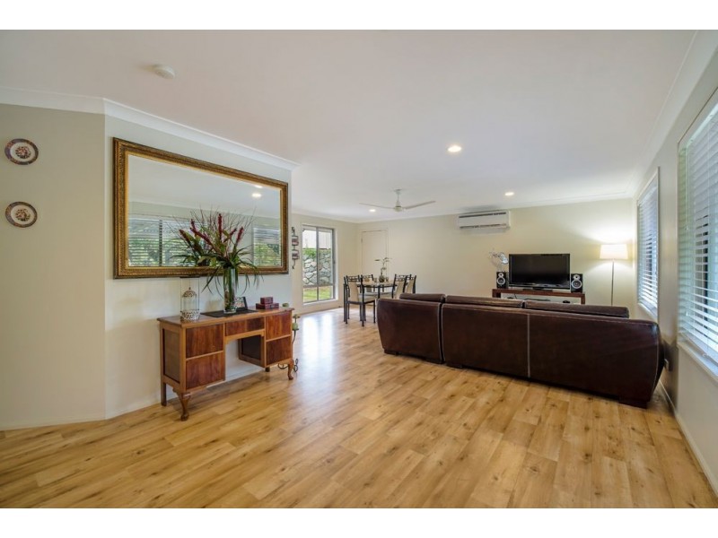 6 Millswyn Court, Carrara QLD 4211