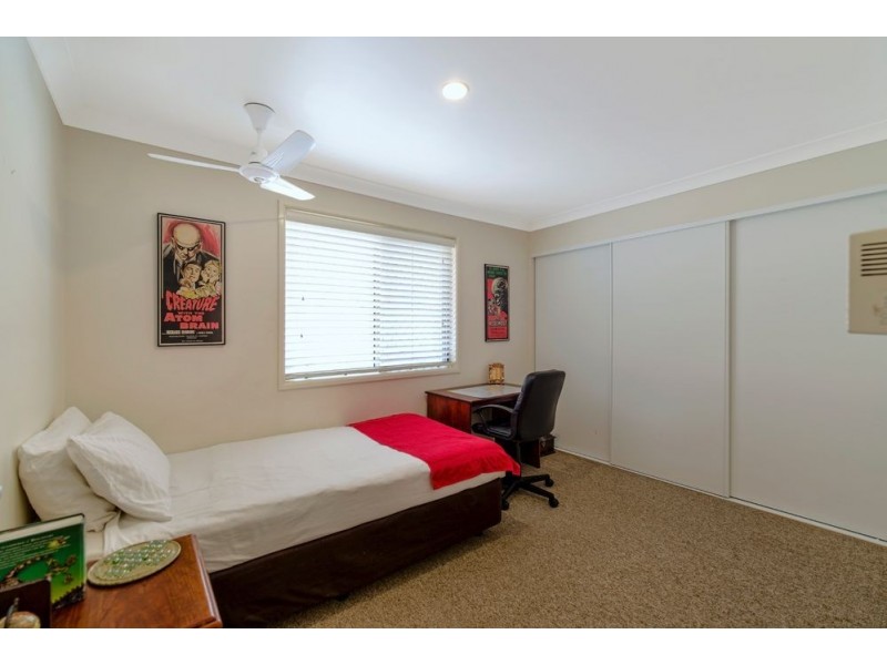 6 Millswyn Court, Carrara QLD 4211