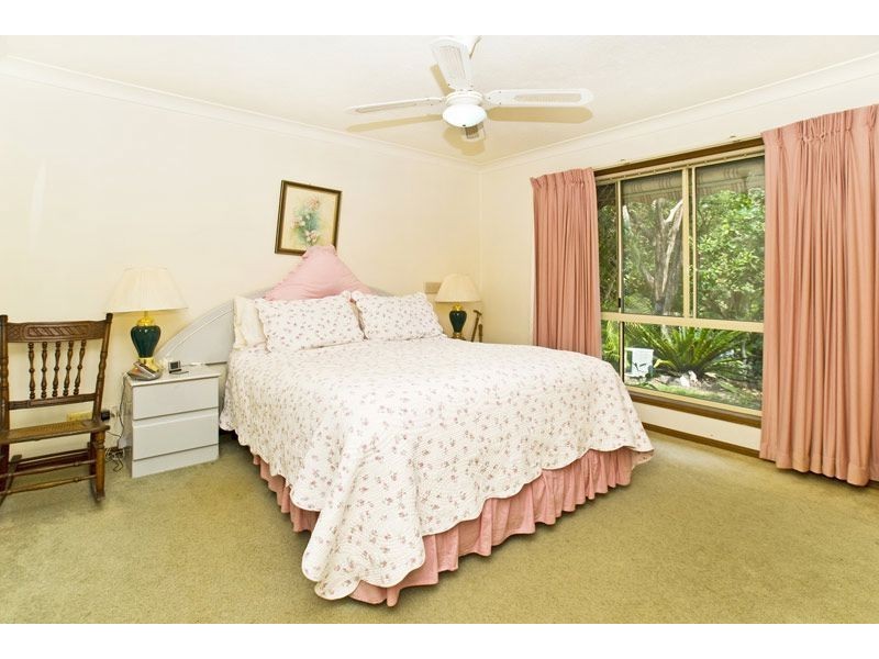17 Woolmere Street, Carrara QLD 4211