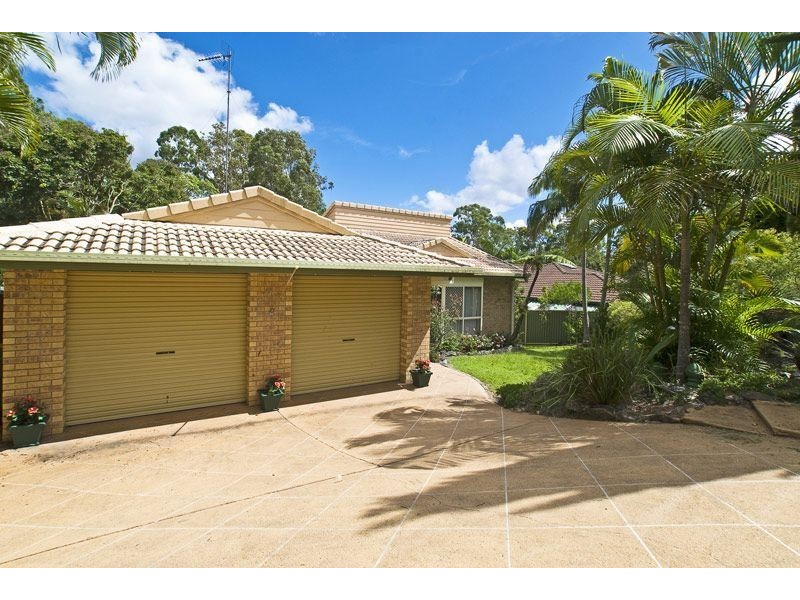 17 Woolmere Street, Carrara QLD 4211