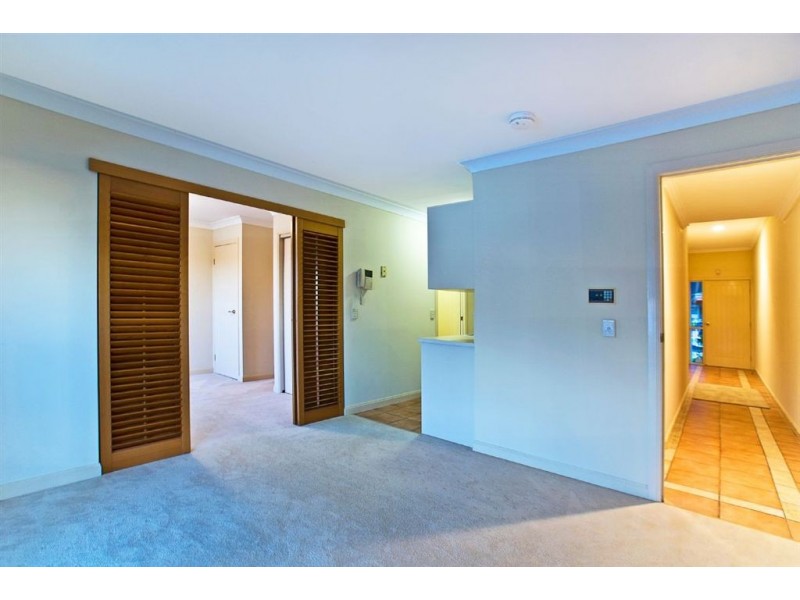 42 John Lund Drive, Hope Island QLD 4212