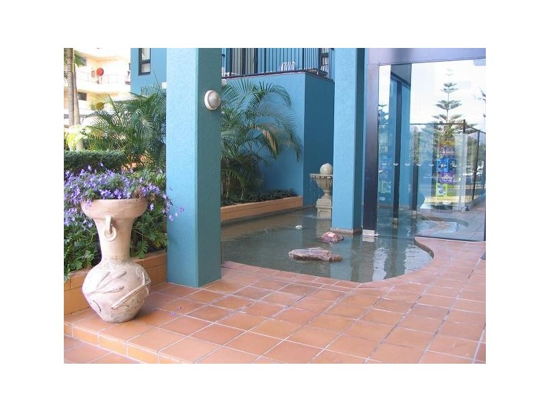 601/30 Surf Parade, Broadbeach QLD 4218