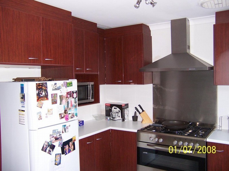 6 McCleary Street, Sorrento QLD 4217