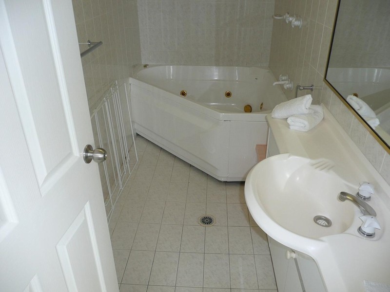 Biggera Waters QLD 4216