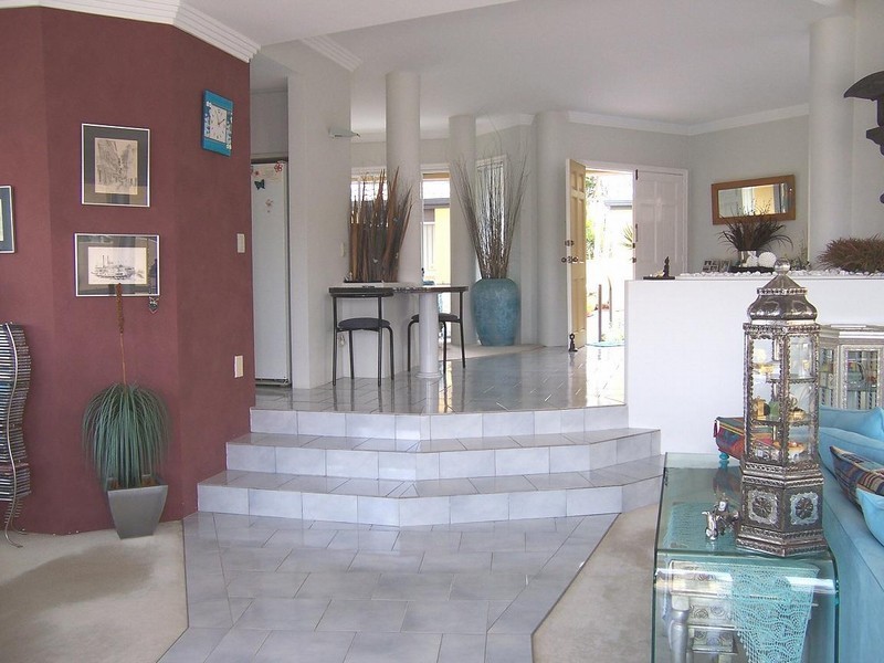 120 Amalfi Drive, Isle Of Capri QLD 4217