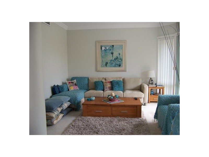 120 Amalfi Drive, Isle Of Capri QLD 4217
