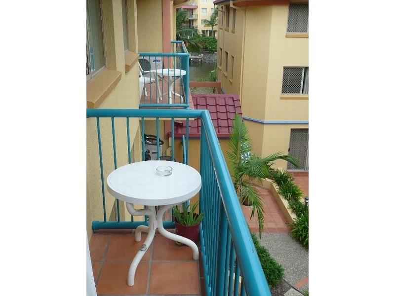 54/49 Peninsular Dr, Surfers Paradise QLD 4217