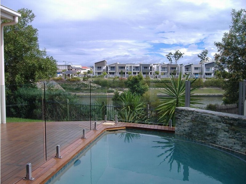 55 Bridgewater Drive, Varsity Lakes QLD 4227