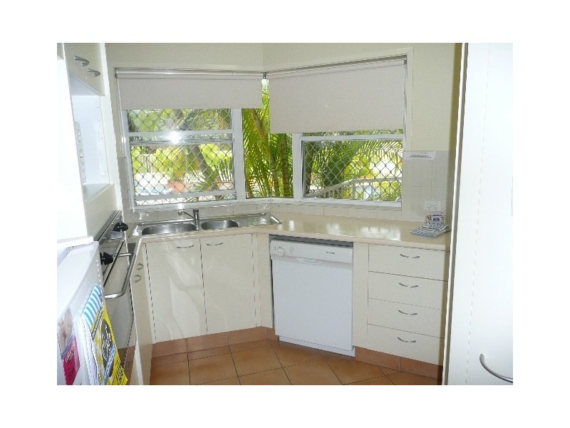 1/24 Jubilee Avenue, Broadbeach QLD 4218