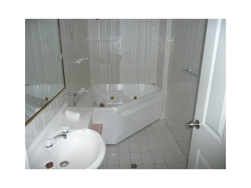 Biggera Waters QLD 4216