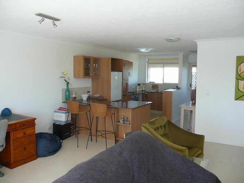 25/554 Marine Parade, Biggera Waters QLD 4216