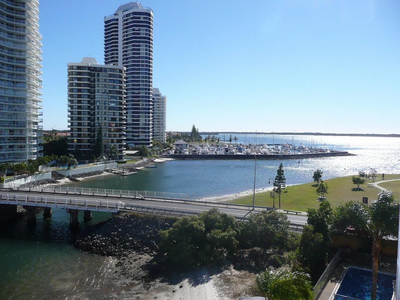 25/554 Marine Parade, Biggera Waters QLD 4216