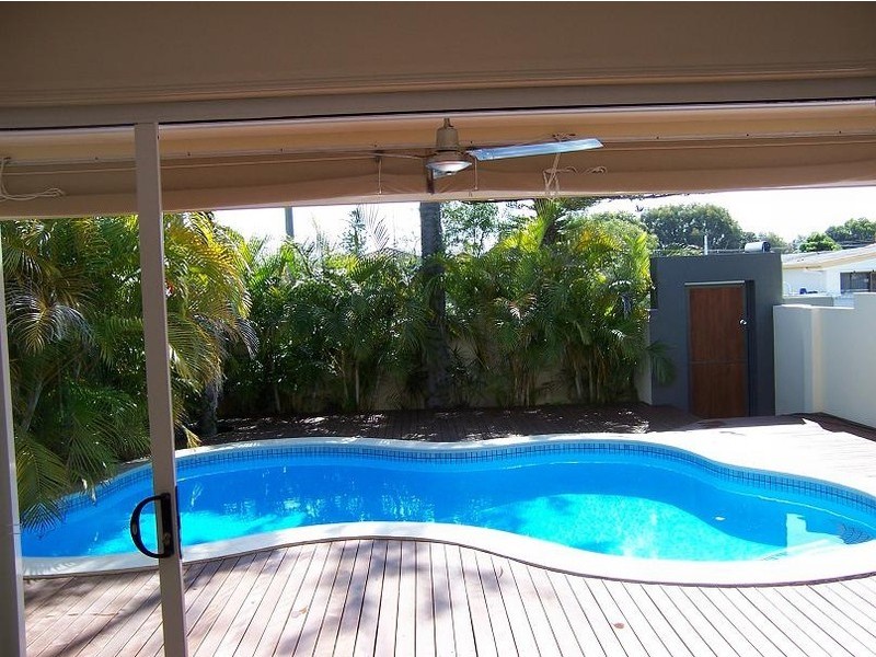 Isle Of Capri QLD 4217
