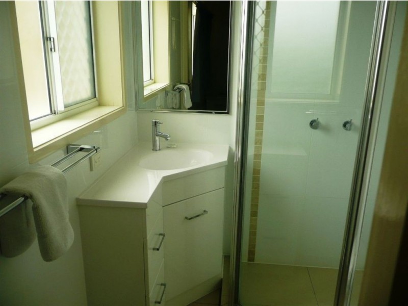 12/24 Jubilee Avenue, Broadbeach QLD 4218