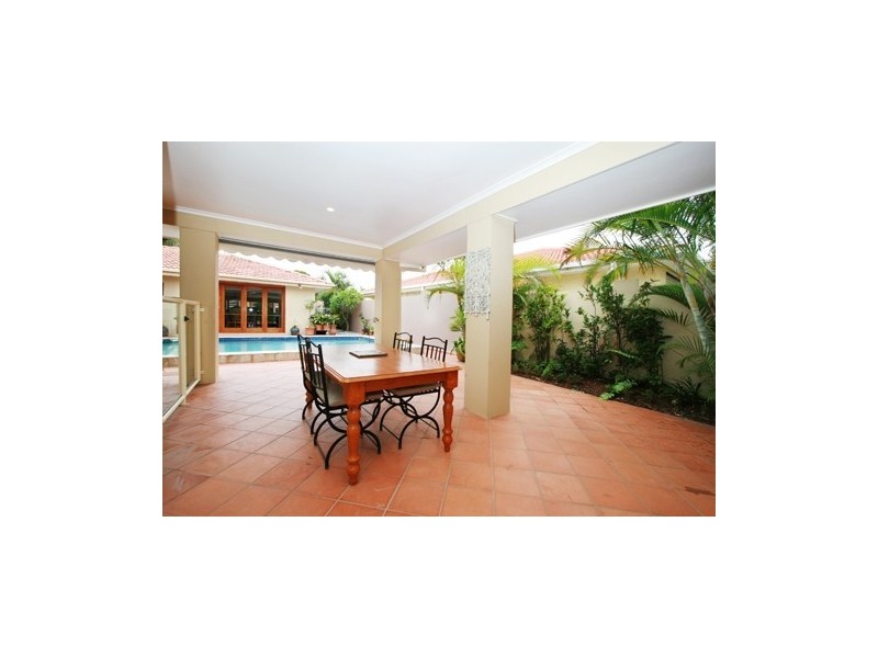 46 Gibraltar Drive, Isle Of Capri QLD 4217