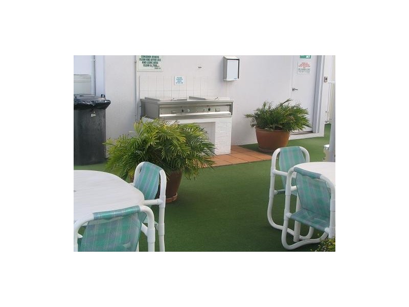 Biggera Waters QLD 4216