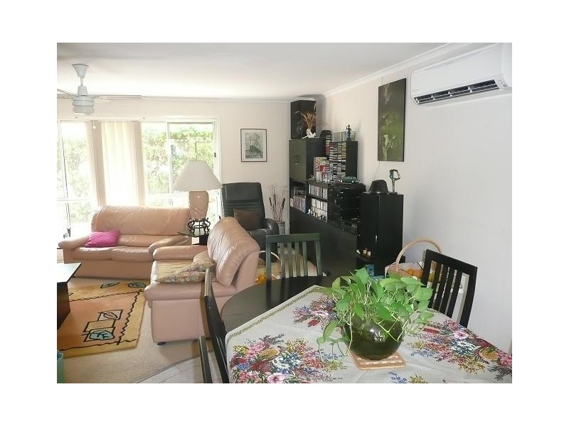 4 Balwyn Court, Arundel QLD 4214