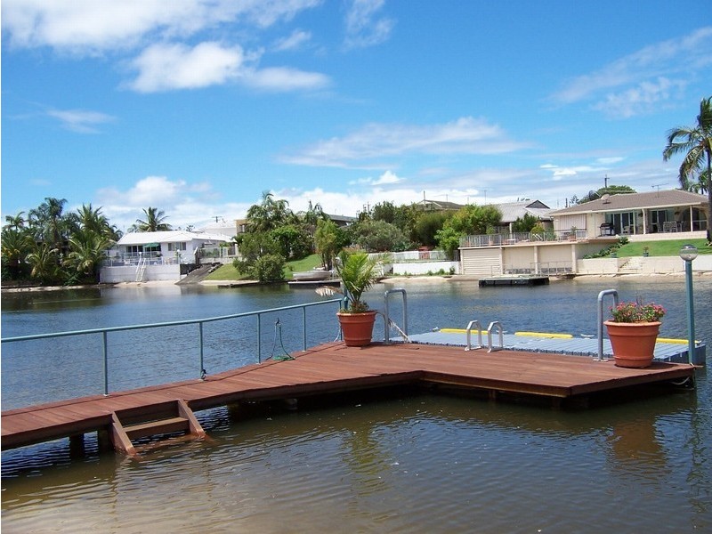 Isle Of Capri QLD 4217