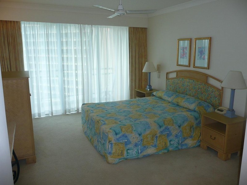 Surfers Paradise QLD 4217