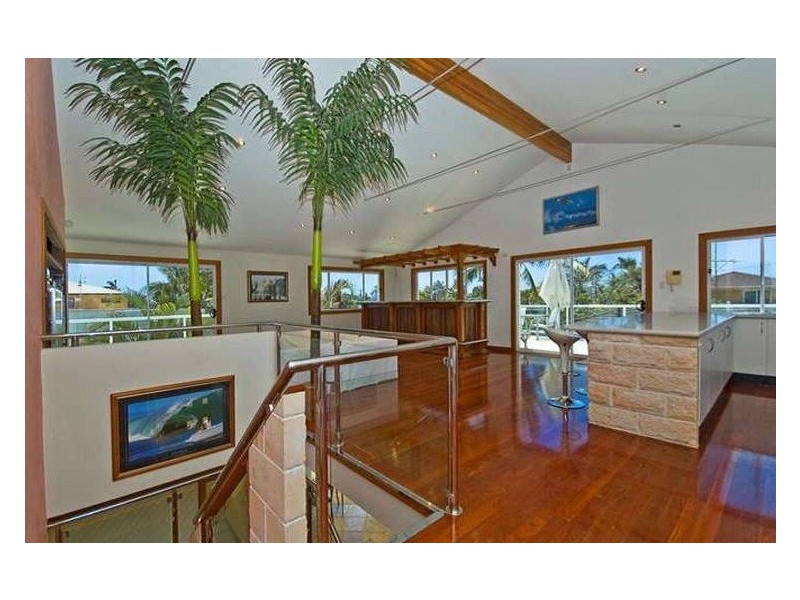 Broadbeach Waters QLD 4218