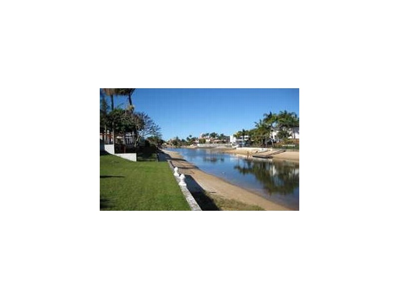 Broadbeach Waters QLD 4218