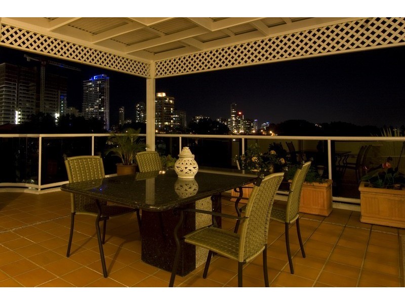 Surfers Paradise QLD 4217