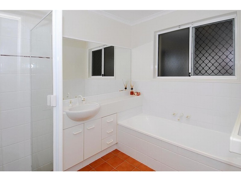 1 Matthew Close, Burleigh Heads QLD 4220