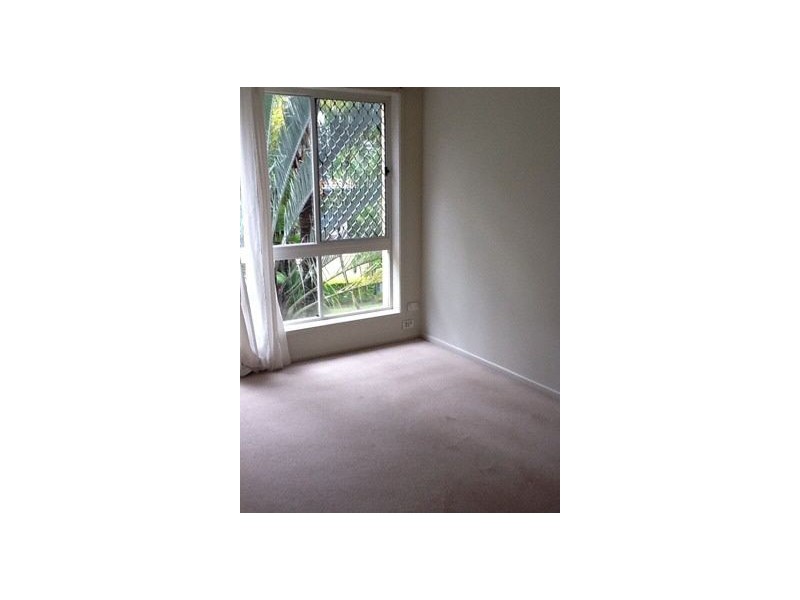 9/77 Government Road, Labrador QLD 4215