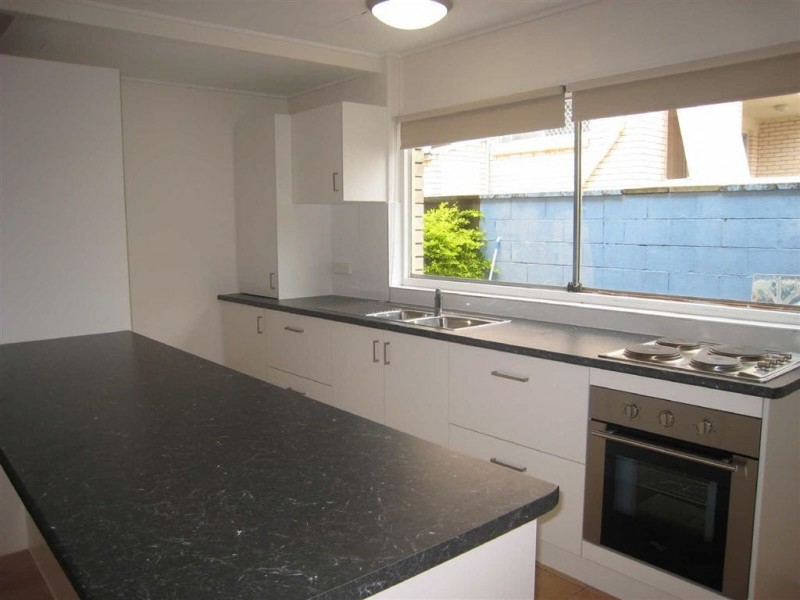 4/6 Stanhill Drive, Chevron Island QLD 4217