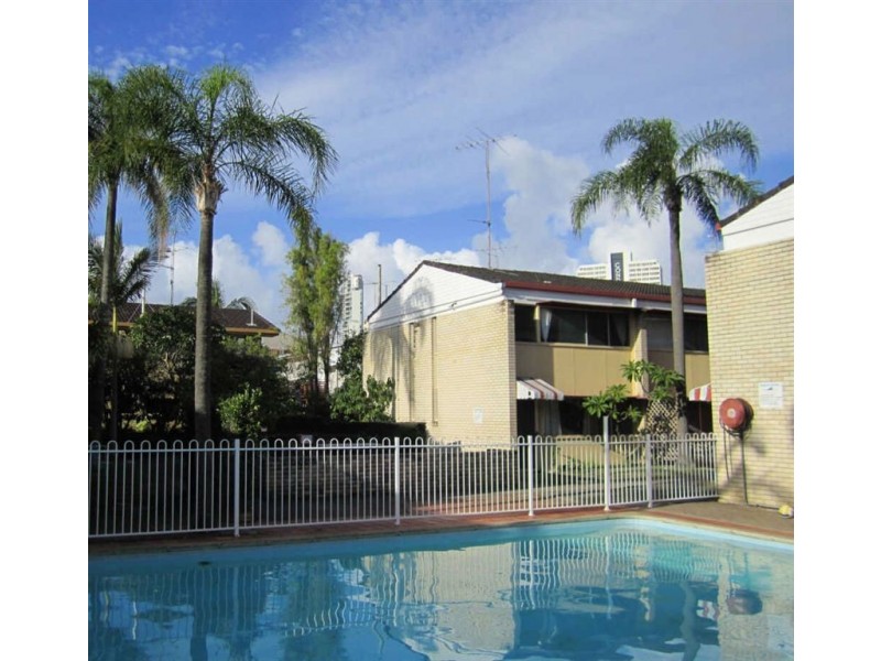 4/6 Stanhill Drive, Chevron Island QLD 4217