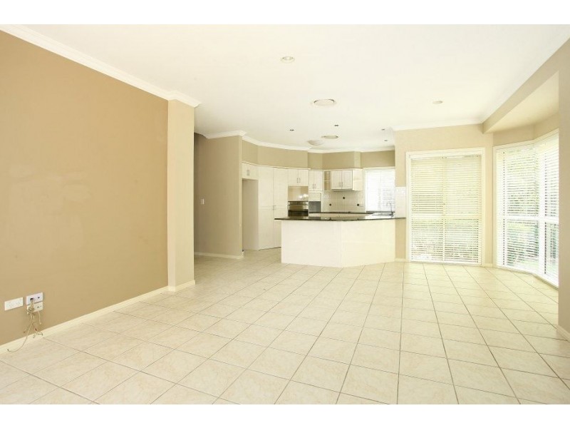 50 Sir Bruce Small Blvde, Benowa QLD 4217