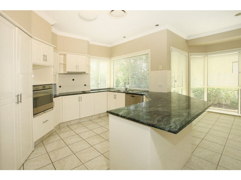 50 Sir Bruce Small Blvde, Benowa QLD 4217