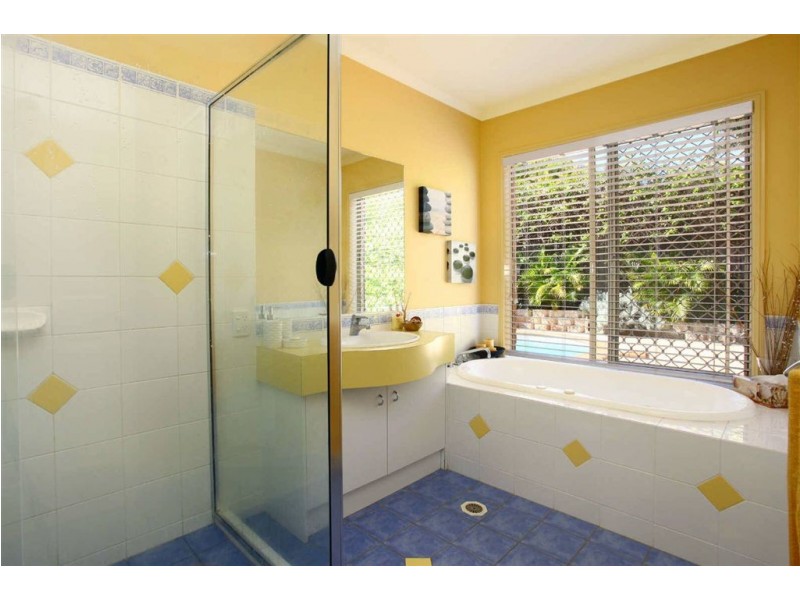 21 Lillywood Circuit, Molendinar QLD 4214