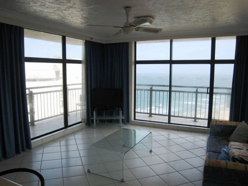 2610/18  Hanlan St “Beachcomber”, Surfers Paradise QLD 4217