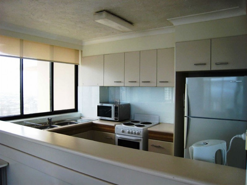 2610/18  Hanlan St “Beachcomber”, Surfers Paradise QLD 4217